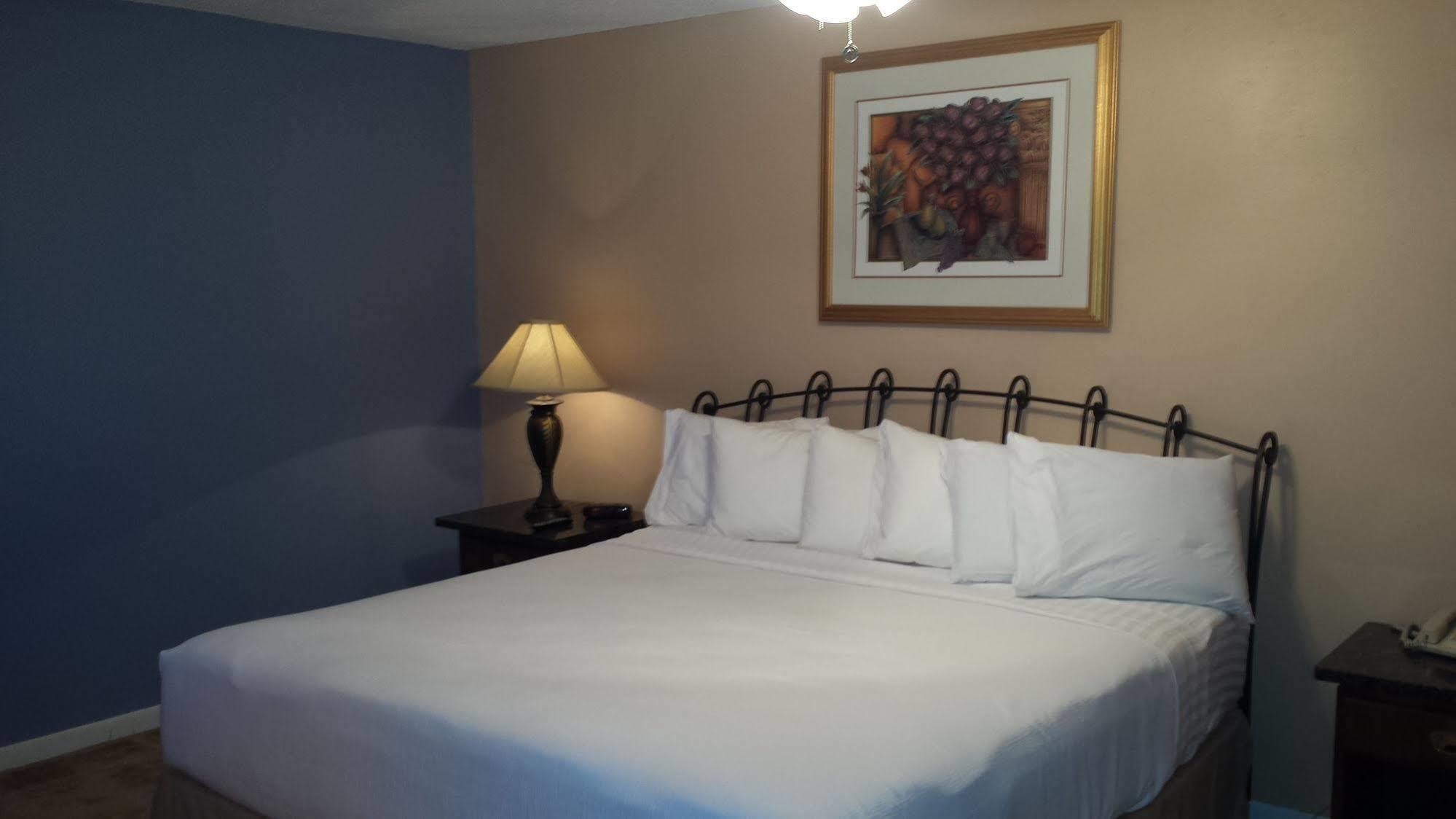 Four Horseman Travel Lodge Pilot Point Esterno foto