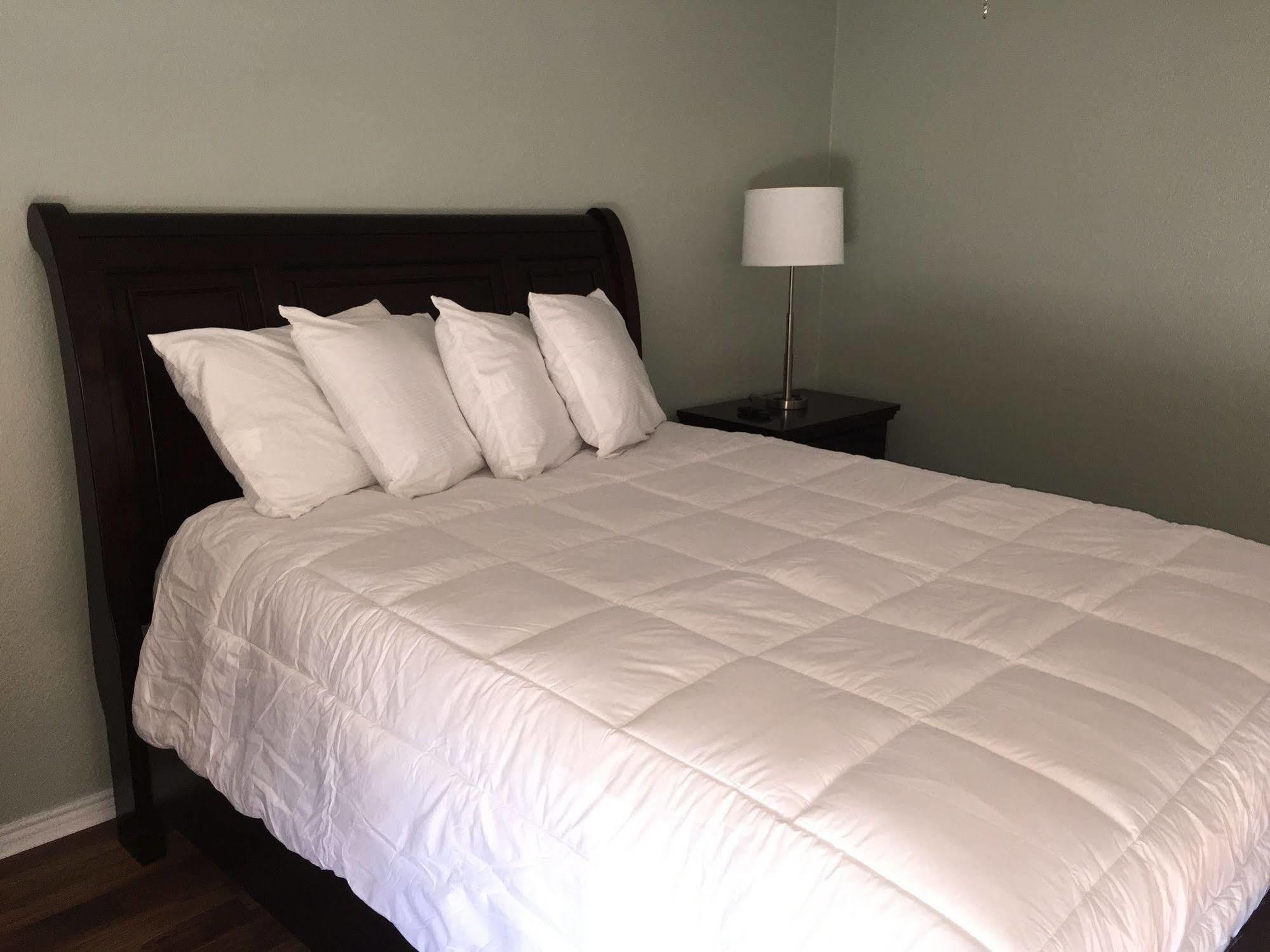 Four Horseman Travel Lodge Pilot Point Esterno foto